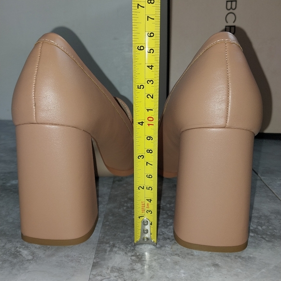 BCBGeneration Womens Size 11 Pumps Tan Heels Horsebite Career Work Shoes - Picture 8 of 17